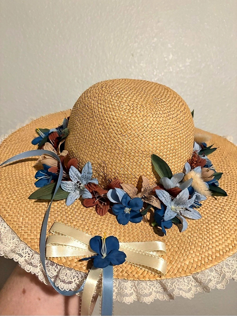 Straw Floral Wide Brim Hat in Brown & Blue